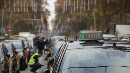 La convocatoria, liderada por la asociación Élite Taxi, hace un llamamiento a una “movilización histórica”