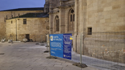 Lugo Monumental le exige a la Xunta la retirada inmediata de la valla, antes del inicio de las fiestas navideñas