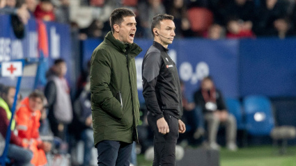 Alessio Lisci, entrenador de Osasuna, en El Sadar