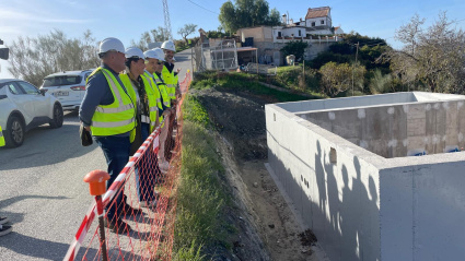 La Junta invierte 8,2 millones para llevar aguas regeneradas a 4.500 agricultores de la Costa Tropical