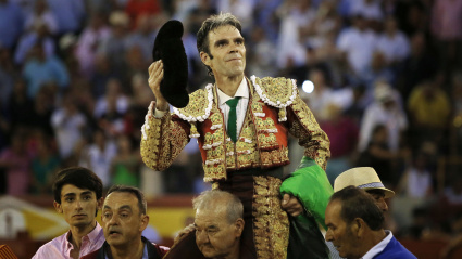 José Tomás, en su salida a hombros en su última tarde de luces en Alicante en 2022