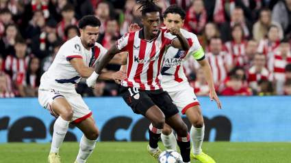 Nico Williams, durante el Athletic-PSG
