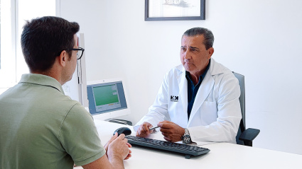 Dr. Manuel Díaz Samada, jefe de la Unidad de Traumatología de HM Hospitales en Málaga