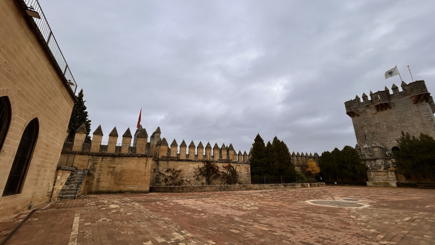 Plaza de Armas del Castillo de Almodóvar del Río