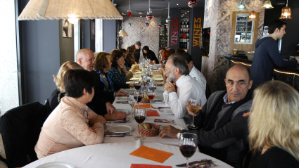 Imagen de recurso de una cena de empresa