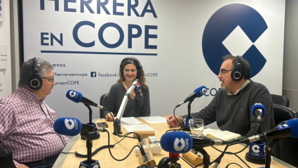 Entrevista al director de Cáritas Diocesana de Sevilla, Miguel Ángel Carbajo y a Rafael, usuario, en el estudio de Herrera en Cope Más Sevilla