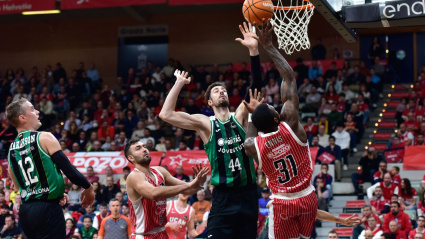 Dylan Ennis volvió a ser fundamental