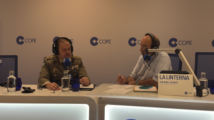 El General Enrique Ruiz Alonso y Expósito durante el programa especial de La Linterna en Córdoba