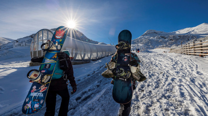 Usuarios de la estación Valgrande-Pajares