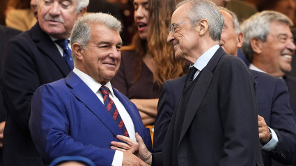 Joan Laporta y Florentino Pérez, en el palco del Bernabéu