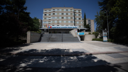 Fachada del edificio principal del hospital Gregorio Marañón