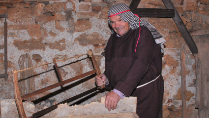 El pueblo se vuelca en la representación de su belén