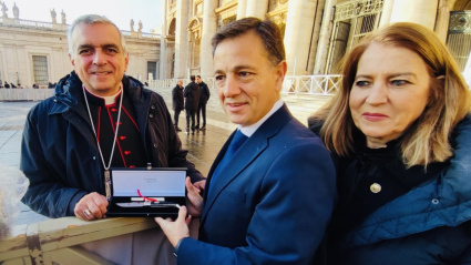 Don Ángel, Manuel Serrano y Llanos Navarro