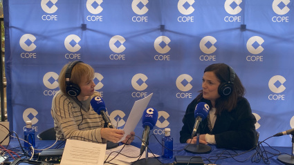 Beatriz Artolazabal durante su entrevista con COPE