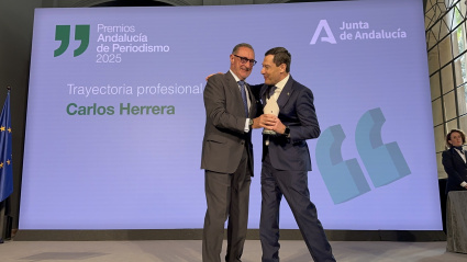 Carlos Herrera y Juanma Moreno