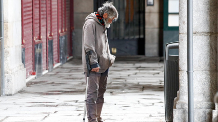 Illustration, A homeless in Plaza Mayor during the fourth week after the Government declared the state of alarm in Spain and recommended people to stay at home to fight coronavirus COVID-19 on April 06, 2020 in Madrid, Spain