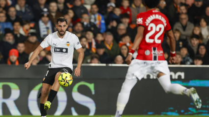 Rioja volvió a recibir la ovación de Mestalla