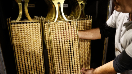 Preparación de las bolas para el sorteo del 22 de diciembre