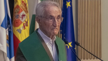 José Castro, ingeniero jubilado de 78 años con ocho matrículas en la universidad