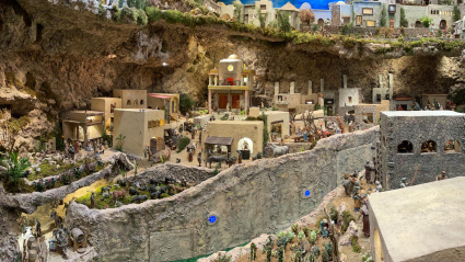 El belén de la falla Cruz y Mislata