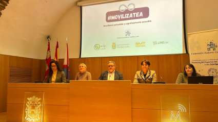 Ponferrada (León) transforma su transporte público para hacerlo más accesible a las personas con autismo