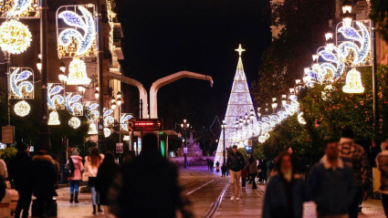 Imágenes del alumbrado navideño en Sevilla