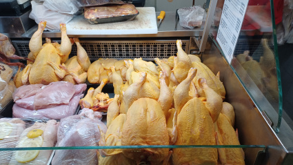 Pollería Mary en el mercado de la plaza de Lugo