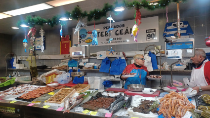 Puesto de Teri en el mercado de la plaza de Lugo