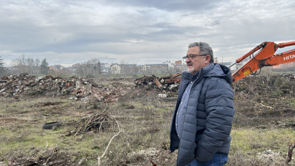 Ponferrada (León) comienza a limpiar su mayor vertedero ilegal: 20.000 toneladas de escombros a coste cero