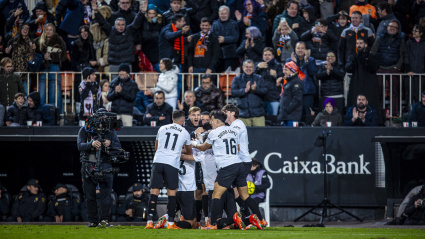 Los jugadores del VCF celebran un gol en Mestalla