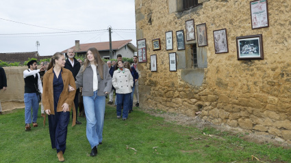 La Princesa Leonor durante la visita al pueblo ejemplar de Asturias 2025