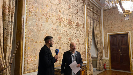 Ángel Expósito y Mario Mateos, conservador del Palacio Real de Madrid