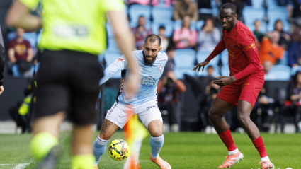 Borja Iglesias fue una pesadilla para la defensa valencianista