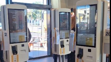 El nuevo McDonald´s de Puerto de la Torre ya ha abierto sus puertas