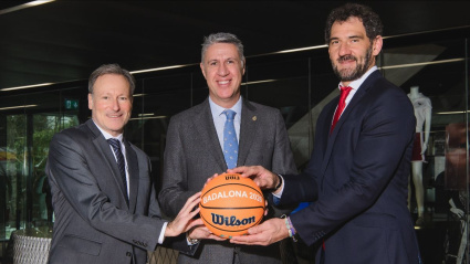 Patrick Comninos, CEO de la BCL,  Xavier Garcia Albiol, alcalde de Badalona; Jorge Garbajosa, presidente de FIBA Europa