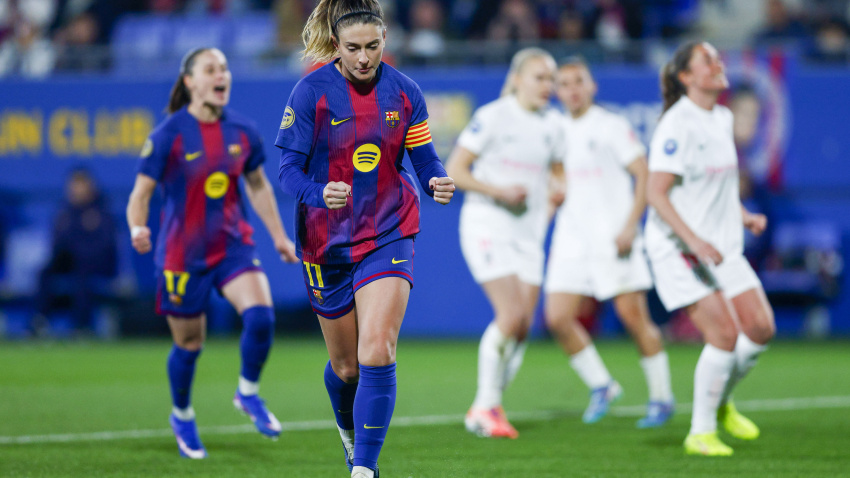 Alexia Putellas celebra uno de los goles del FC Barcelona ante el Madrid CFF