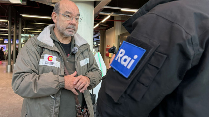 Expósito con Giuseppe Romoli, periodista de la RAI italiana