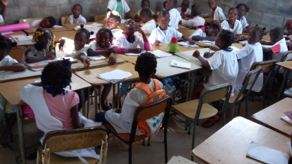 Escolarización de menores en Angola