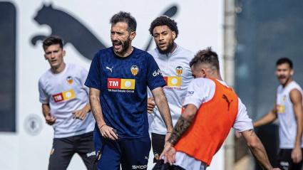 Corberán no rebaja la intensidad en el día a día del equipo