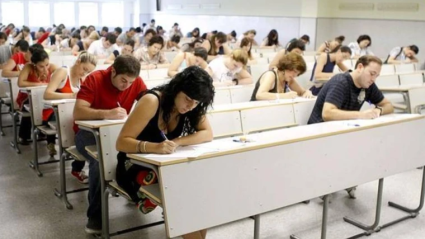 Las oposiciones "están de moda"