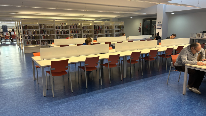 Biblioteca Rafael Azcona Logroño