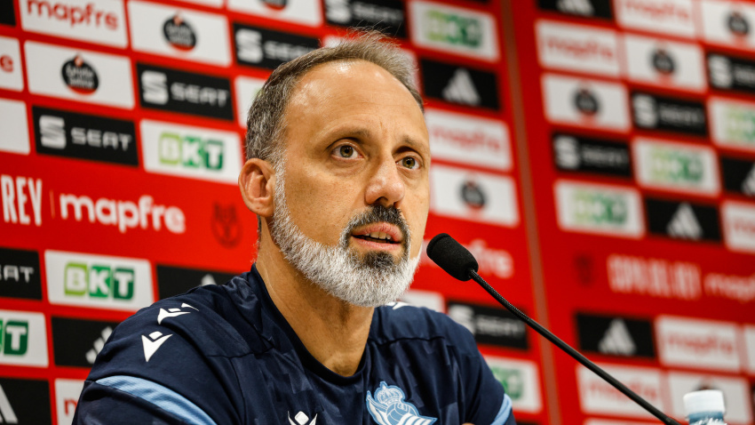 Rino Matarazzo en rueda de prensa