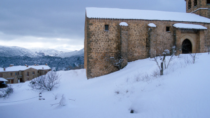Antiguo Riopar cubierto de nieve, Sierra de Seguras, Albacete