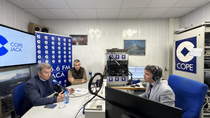 Feijóo en los estudios de COPE Jaca
