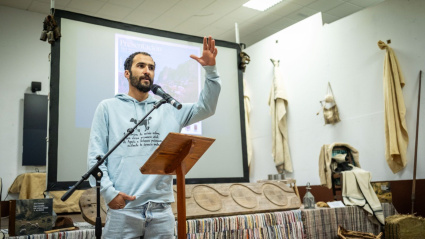 Ismael garcía en la presentación del proyecto de la Quesería Taiguy