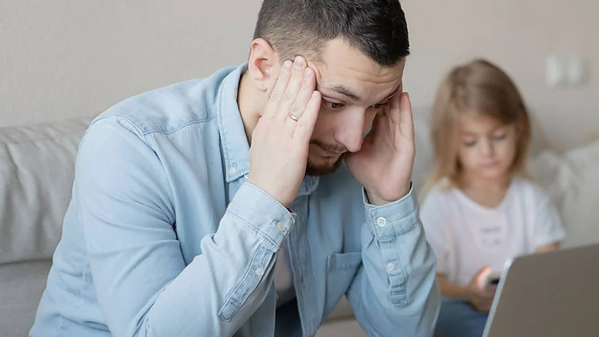 Fernando Alvés, un padre vallisoletano con una hija de diez años a su cargo, explica en Herrera en COPE cómo se organiza y gestiona como familia monoparental