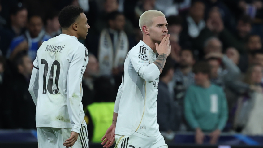 Mastantuono celebra su gol en el Real Madrid - Mónaco