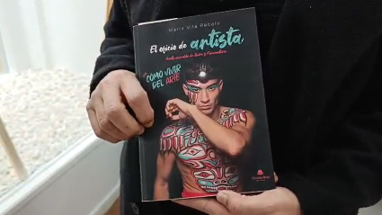 María, autora del libro: El oficio de artista