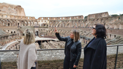 Arroyo visitando el Coliseo