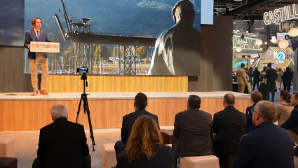 Javier Fernández Soberón, alcalde de Astillero, en Fitur 2026